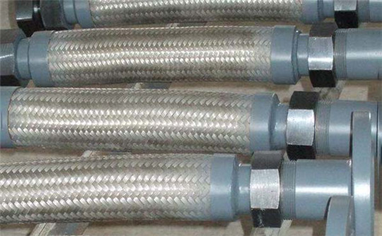 高溫瀝青金屬軟管型號(hào)