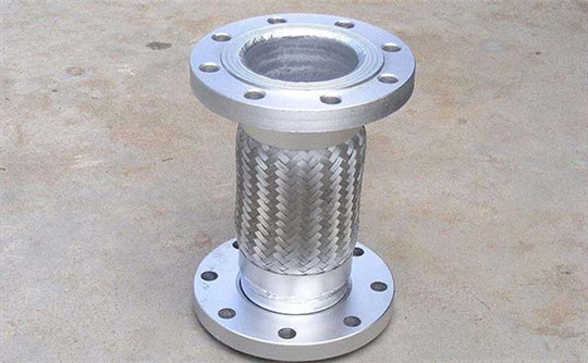 新民襯四氟金屬軟管廠家介紹