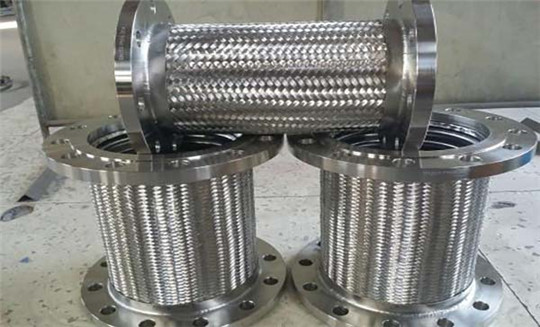 耐高溫金屬軟管型號